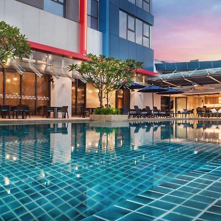 נוסג'יה Sunway Hotel Big Box מראה חיצוני תמונה