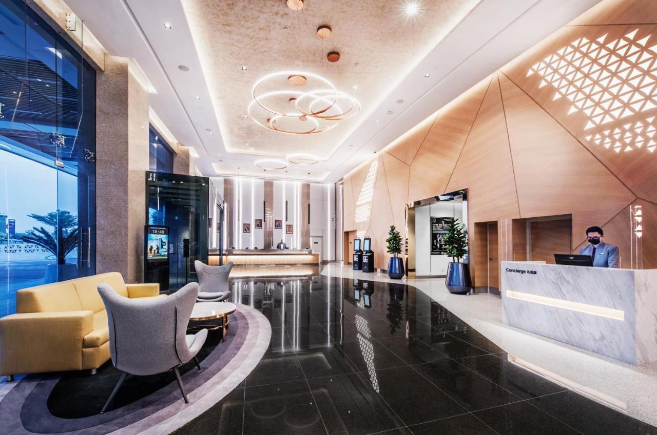 נוסג'יה Sunway Hotel Big Box מראה חיצוני תמונה